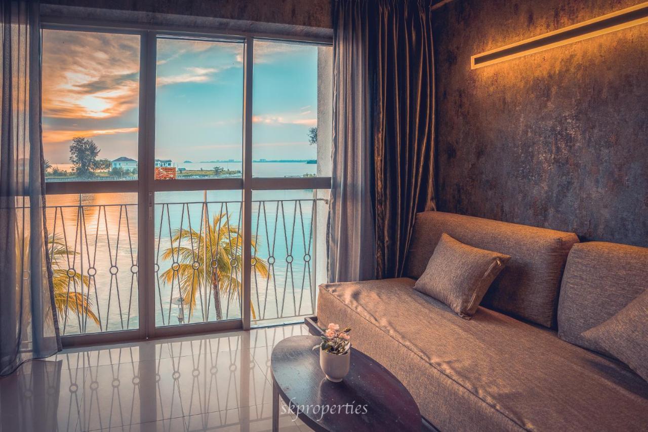Seaview Suites At Admiral Bay Port Dickson Exterior foto