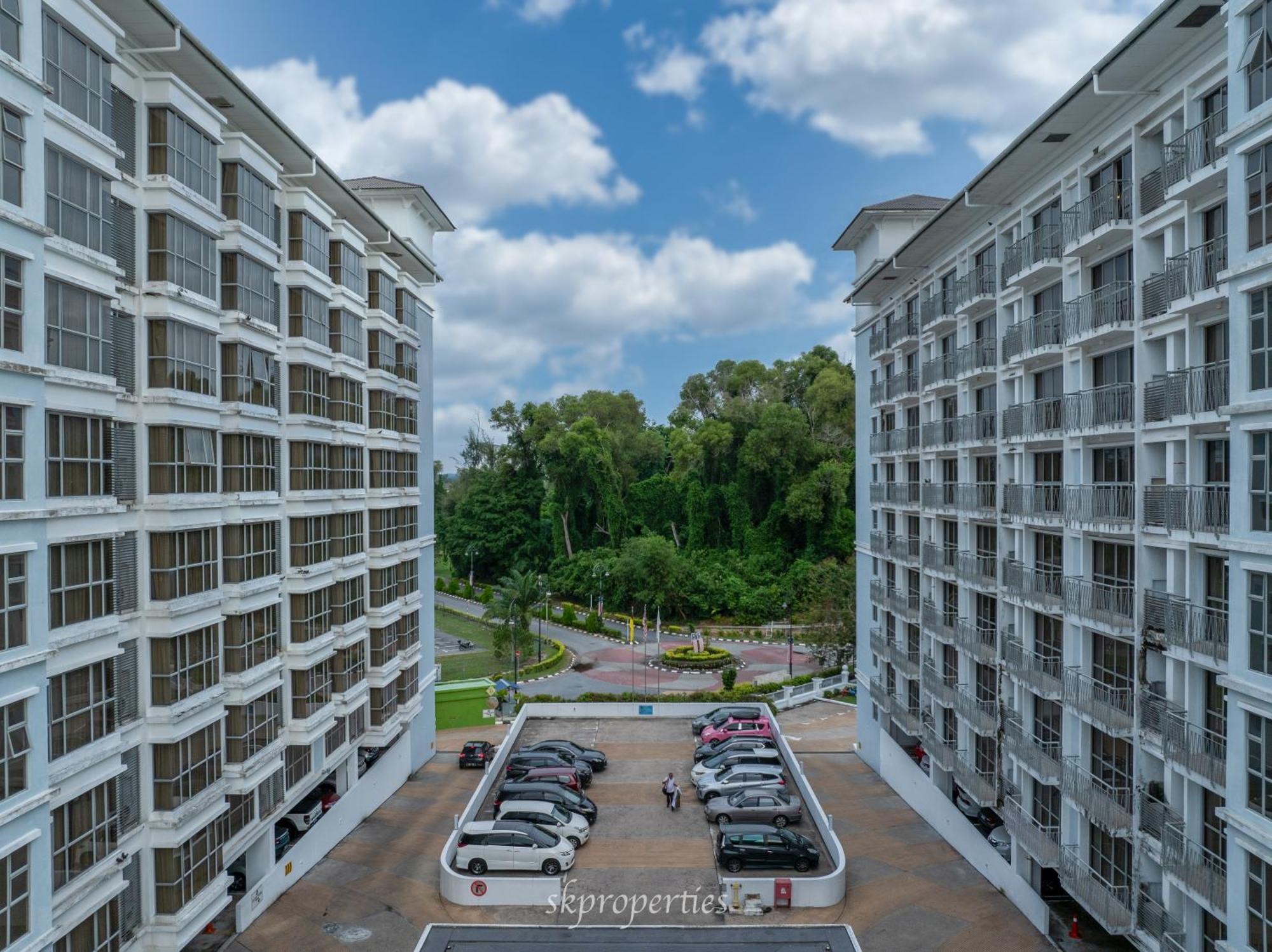 Seaview Suites At Admiral Bay Port Dickson Exterior foto